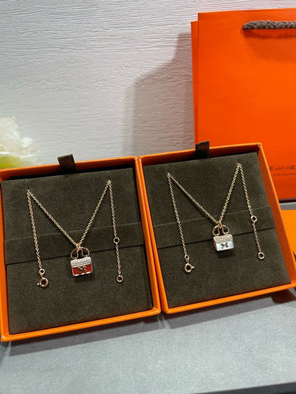 [Liorra]H CIRCE MOISSANITE PENDANT NECKLACE GOLD