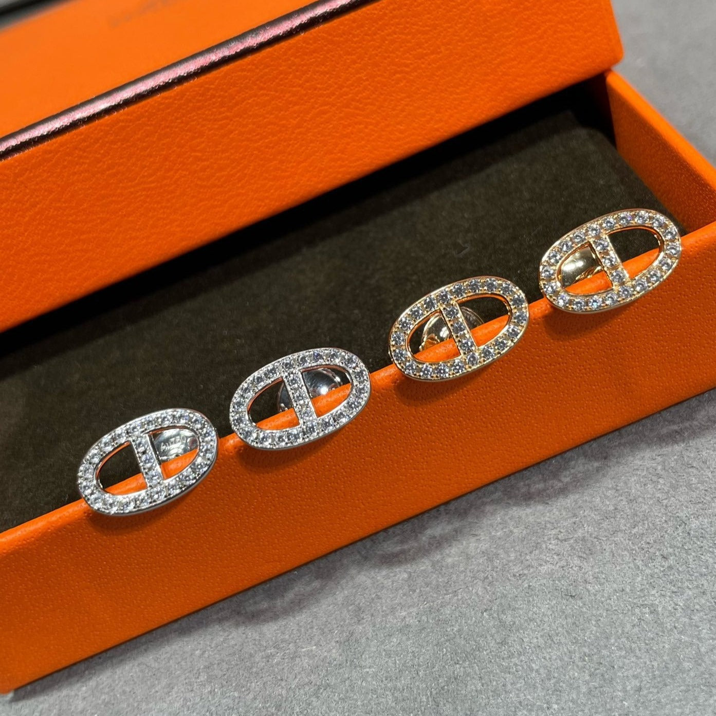 [Liorra]HM FULL DIAMOND PIG NOSE STUD EARRINGS