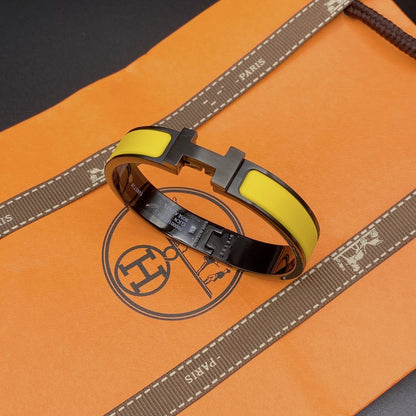 [Liorra]CLIC HM SO BLACK YELLOW BRACELET