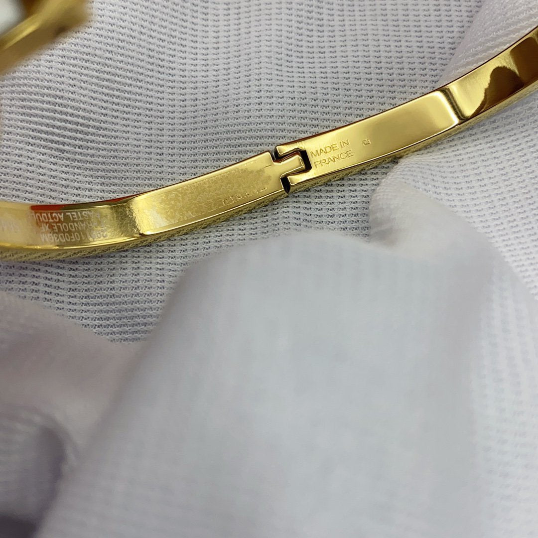 [Liorra]CLASSIC HM CLIC WHITE 8MM ENAMEL BRACELET