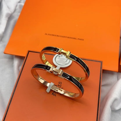 [Liorra]CLASSIC HM CLIC BLACK 8MM ENAMEL BRACELET