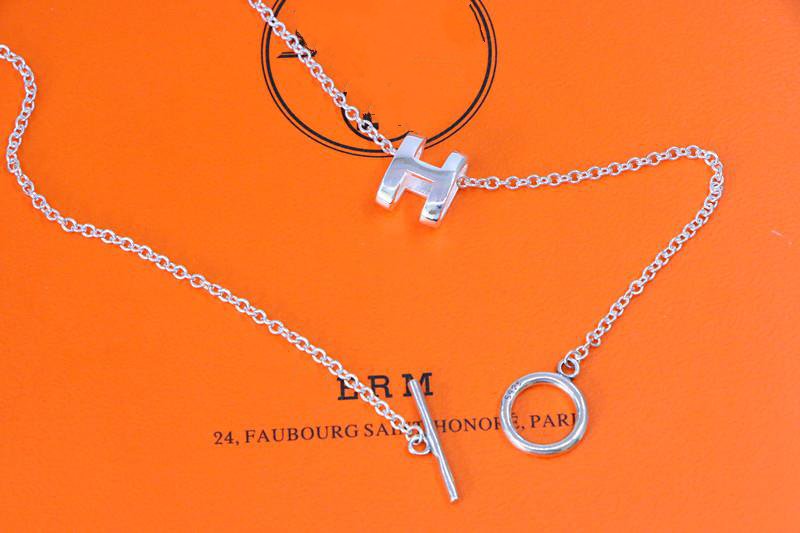 [Liorra]HM NECKLACE H LETTER OVAL SERIES