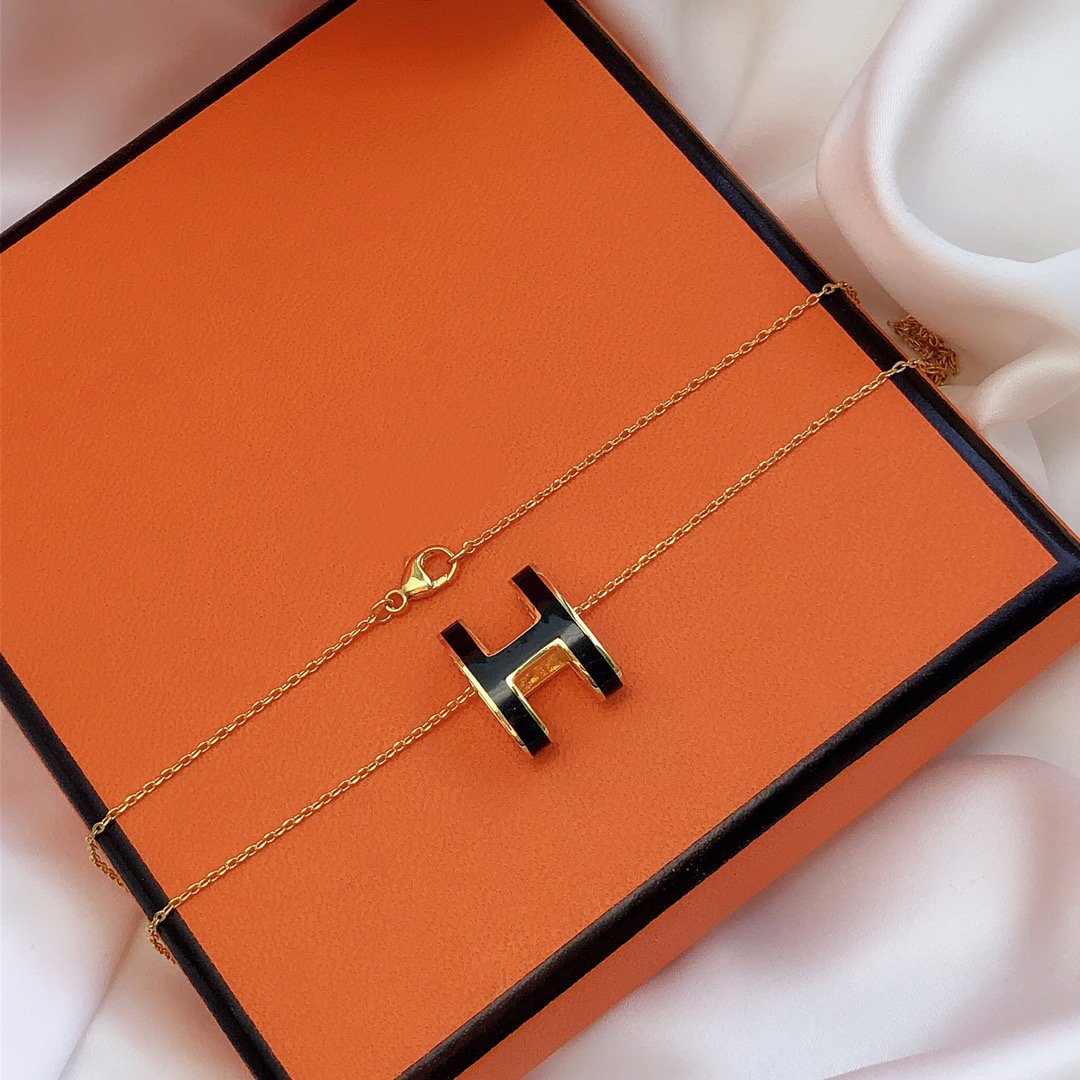 [Liorra]HM CLIC BLACK ENAMEL GOLD NECKLACE