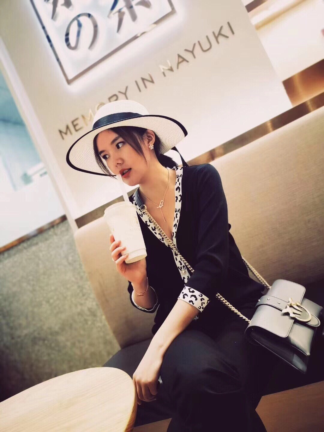 [Liorra]HM FIRE PIG NOSE NECKLACE TRENDY STREET