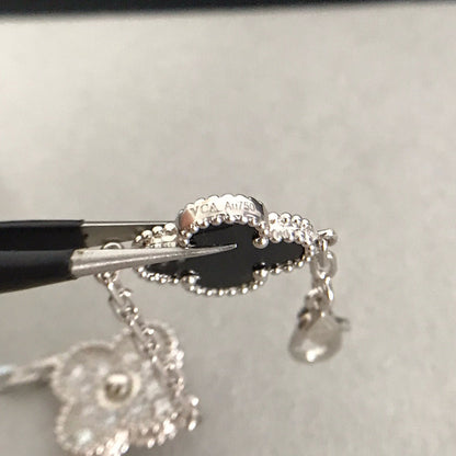 [Liorra] CLOVER 5 MOTIF ONYXS BRACELET COLLECTION
