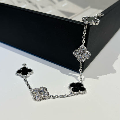 [Liorra] CLOVER 5 MOTIF ONYXS BRACELET COLLECTION