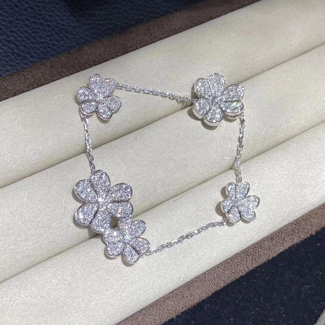 [Liorra]FRIVOLE SILVER 5 FLOWERS BRACELET