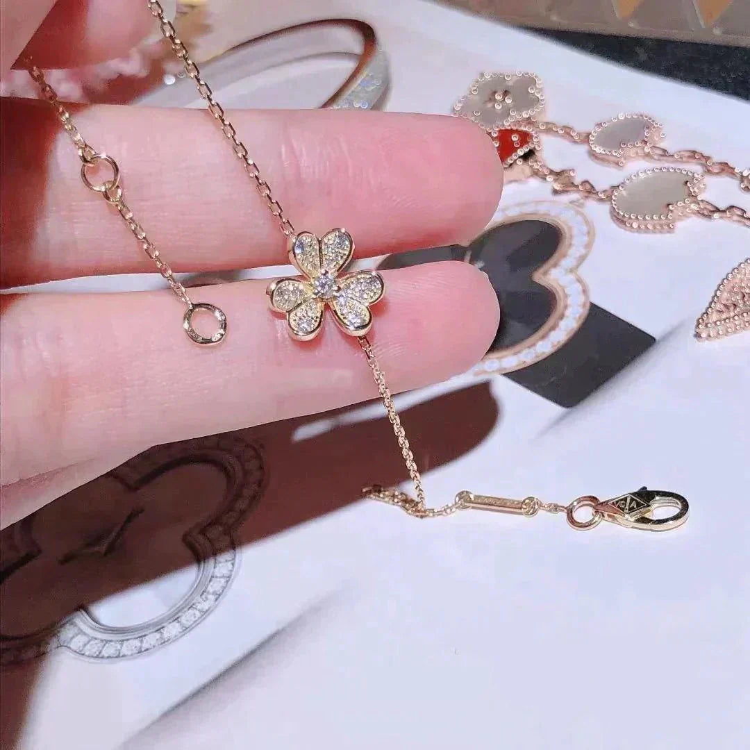 [Liorra]FRIVOLE GOLD FLOWER DIAMOND BRACELET