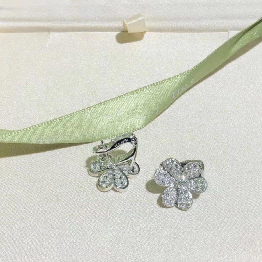 [Liorra]FRIVOLE SILVER FLOWER DIAMOND EARRINGS