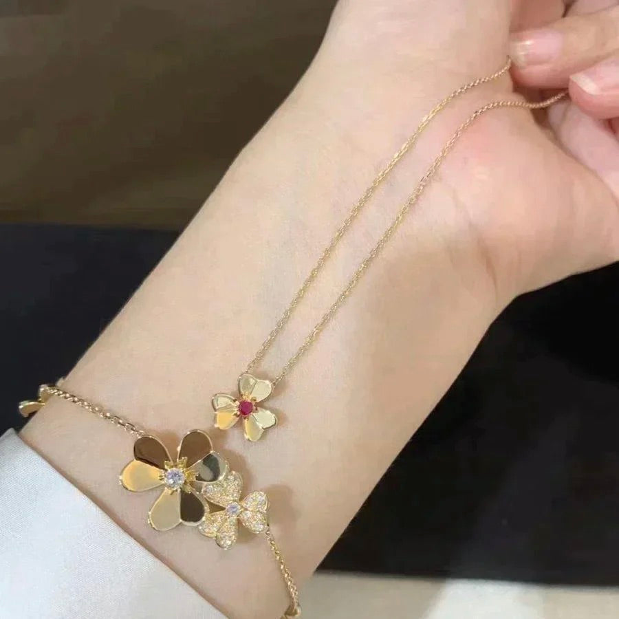[Liorra]FRIVOLE GOLD FLOWER NECKLACE