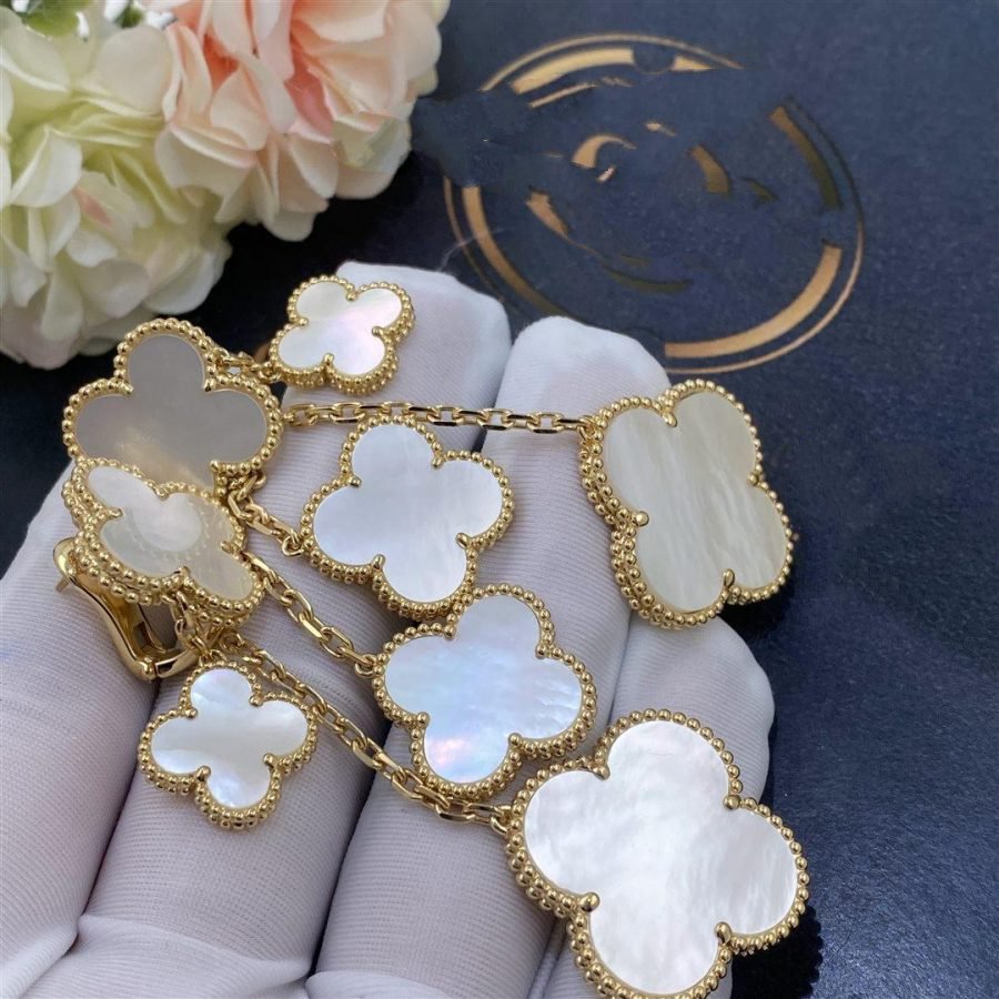 [Liorra]CLOVER EARRINGS WHITE MOP 4 MOTIFS GOLD