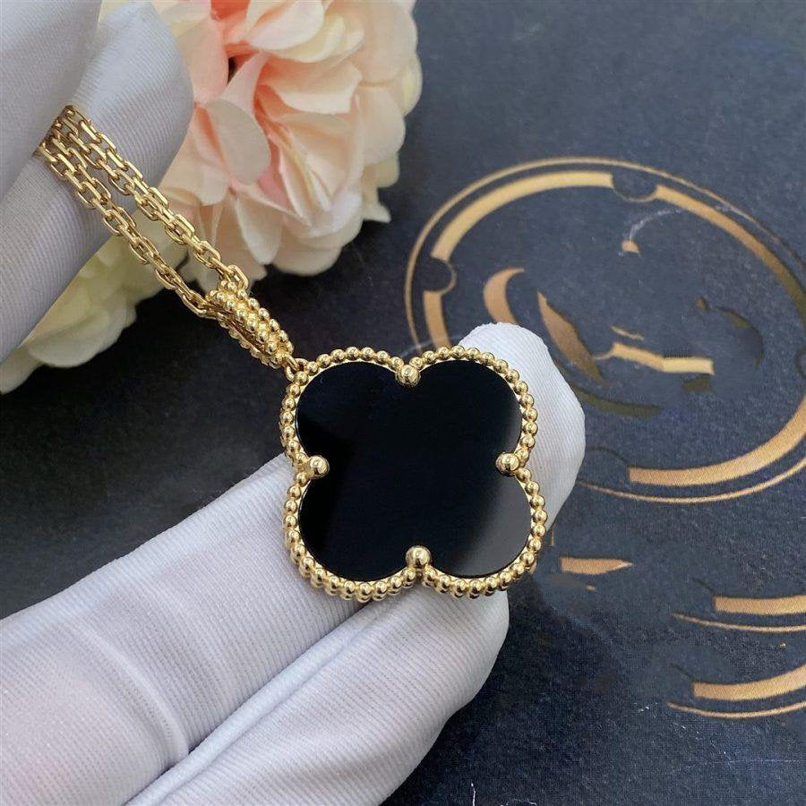 [Liorra]CLOVER 25MM GOLD ONYX BIG CLOVER NECKLACE