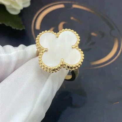 [Liorra]CLOVER WHITE MOP RING