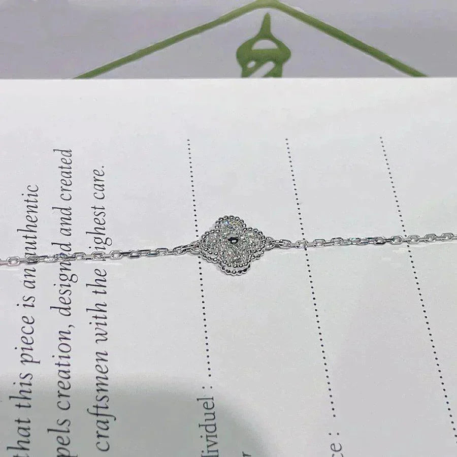 [Liorra]CLOVER  SINGLE FLOWER BRACELET SILVER