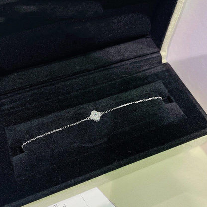 [Liorra]CLOVER  SINGLE FLOWER BRACELET SILVER