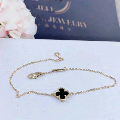 [Liorra]CLOVER ONYX SINGLE FLOWER BRACELET
