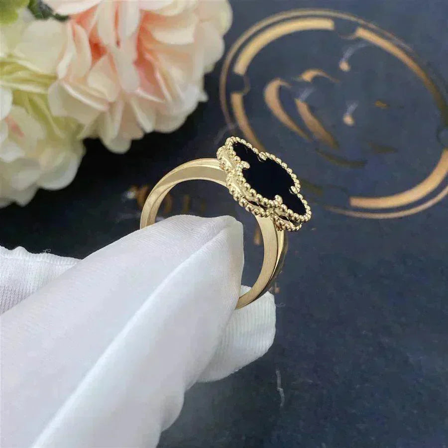 [Liorra]CLOVER ONYX RING